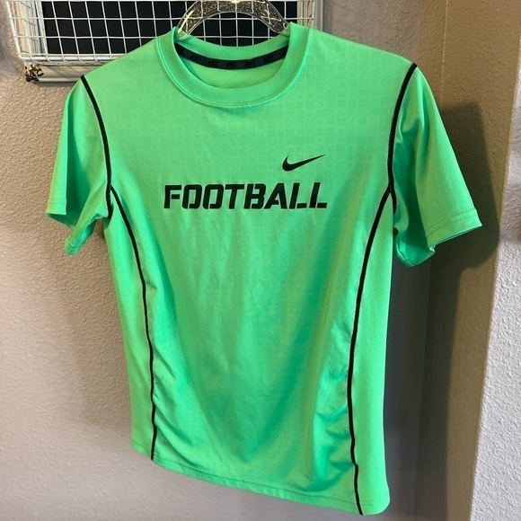 Nike Other - 𝅺NIKE Dry-fit boys football shirt